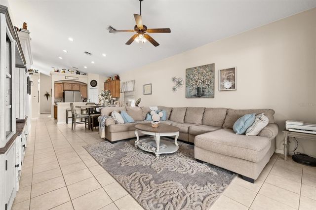 947 BRIDGEFORD CROSSING BOULEVARD, Davenport, FL 33837