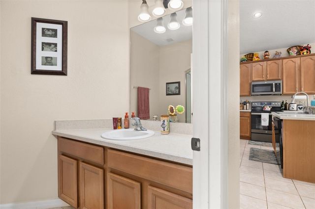 947 BRIDGEFORD CROSSING BOULEVARD, Davenport, FL 33837