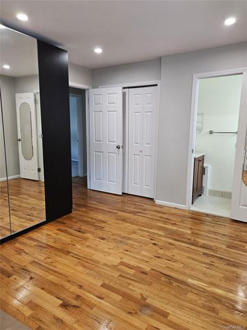 21 5th Avenue 1st Floor, East Rockaway, NY 11518