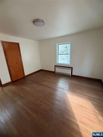 1225 Inwood Terrace, Fort Lee, NJ 07024