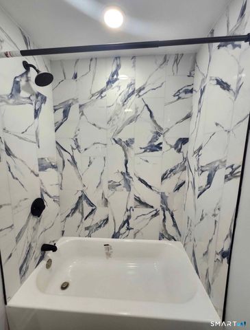 1857 Central Avenue, Bridgeport, CT 06610