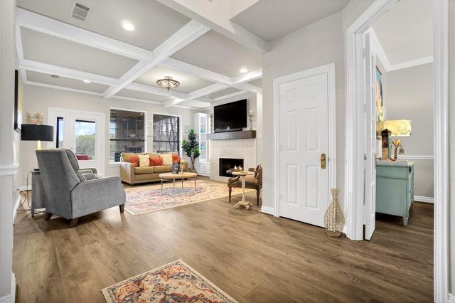 709 Country Club Drive, Heath, TX 75032