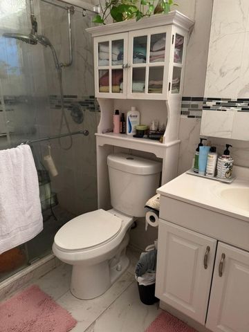 4907 NW 44th Terrace, Tamarac, FL 33319