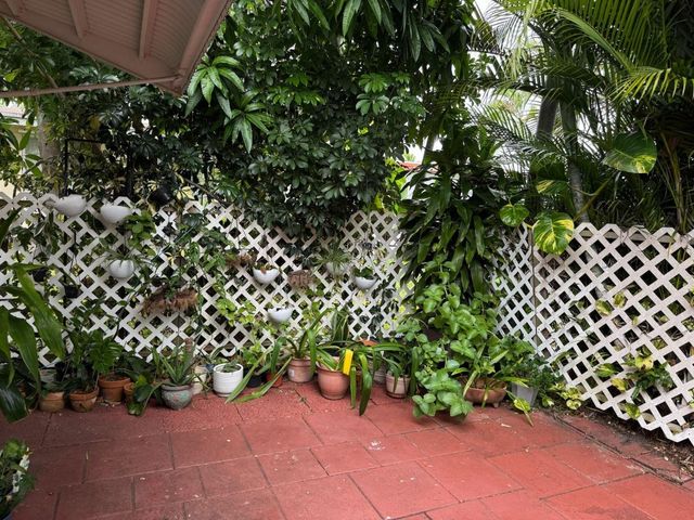 4907 NW 44th Terrace, Tamarac, FL 33319