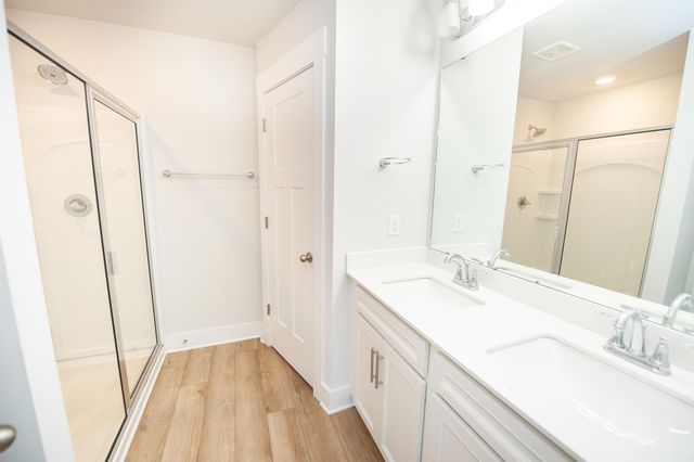 1536 Rivermeade Drive, Moore, SC 29369