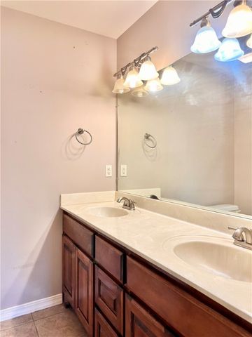 107 Ashbrook Lane, Russellville, AR 72802