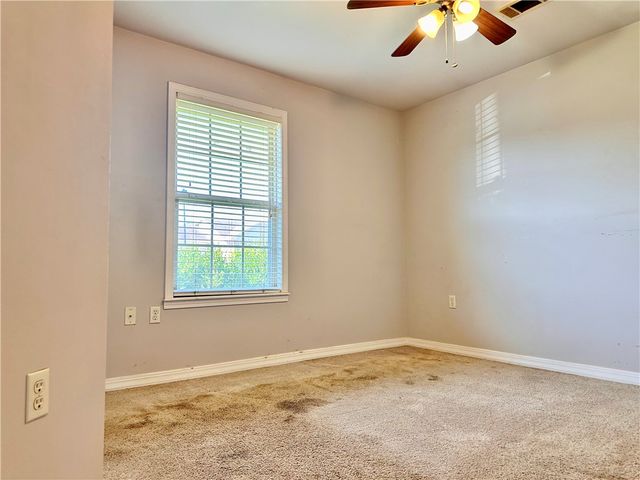 107 Ashbrook Lane, Russellville, AR 72802