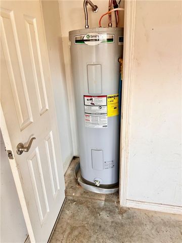 107 Ashbrook Lane, Russellville, AR 72802