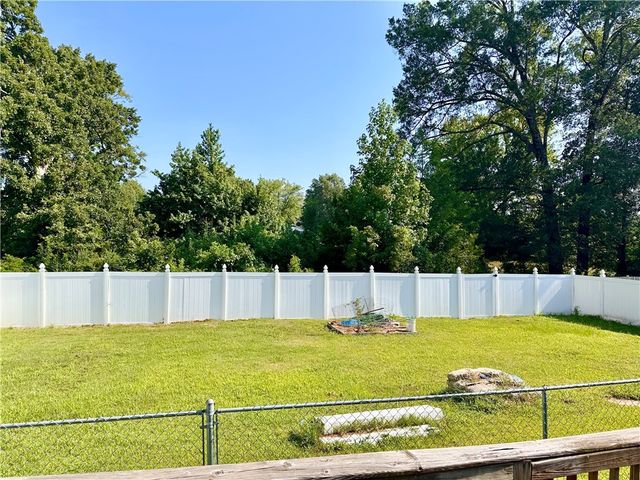 107 Ashbrook Lane, Russellville, AR 72802