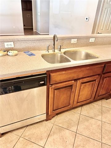 107 Ashbrook Lane, Russellville, AR 72802