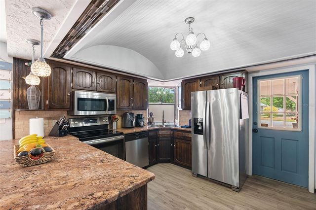 2712 NANCY STREET, Sarasota, FL 34237