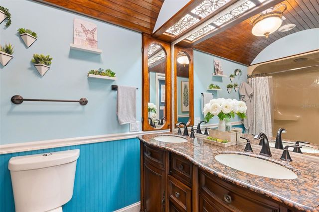 2712 NANCY STREET, Sarasota, FL 34237