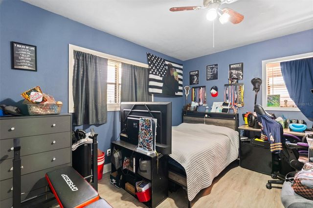 2712 NANCY STREET, Sarasota, FL 34237