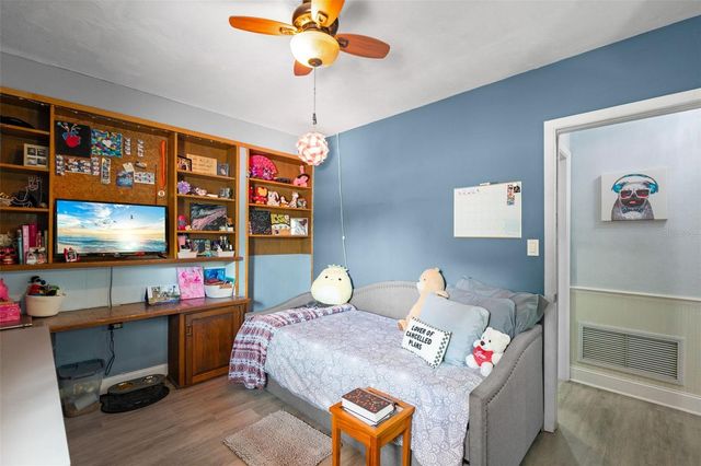 2712 NANCY STREET, Sarasota, FL 34237