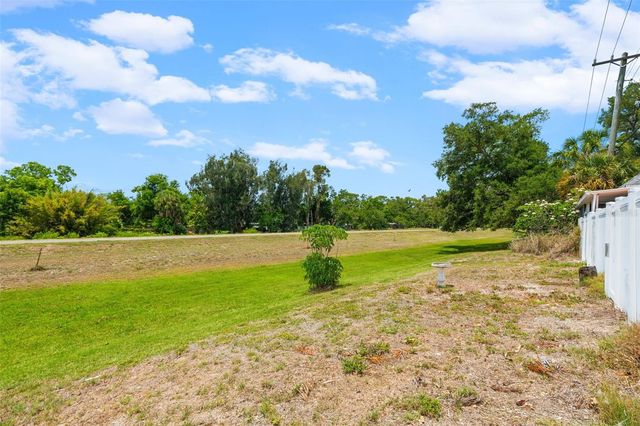 2712 NANCY STREET, Sarasota, FL 34237