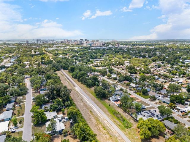 2712 NANCY STREET, Sarasota, FL 34237