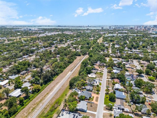 2712 NANCY STREET, Sarasota, FL 34237