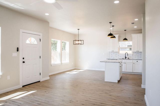 216 W 27th Street, San Angelo, TX 76903