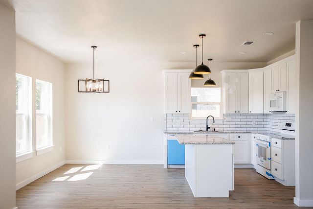 216 W 27th Street, San Angelo, TX 76903