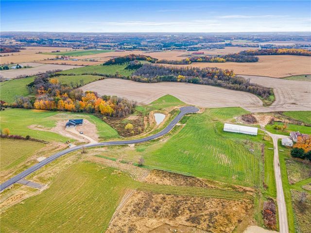 363 Candy Lane, River Falls, WI 54022