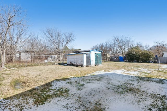 7923 S Nassau Circle, Dallas, TX 75217