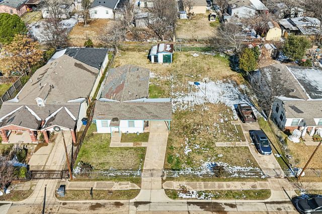 7923 S Nassau Circle, Dallas, TX 75217