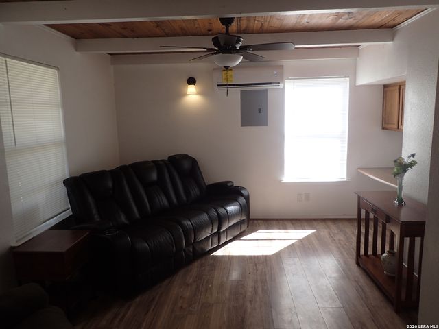 3351 County Road 265, Mico, TX 78056