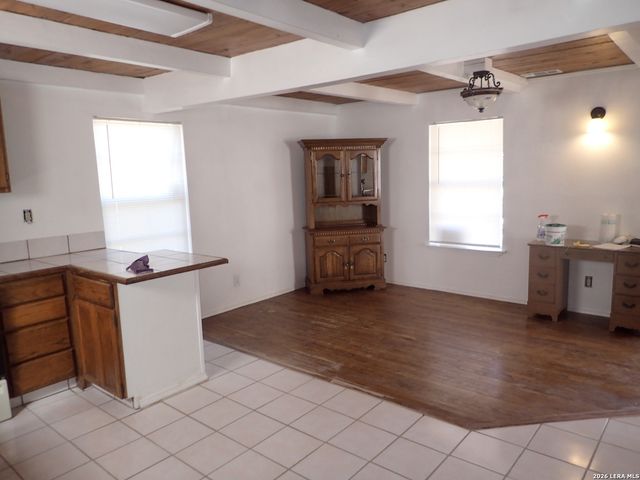 3351 County Road 265, Mico, TX 78056