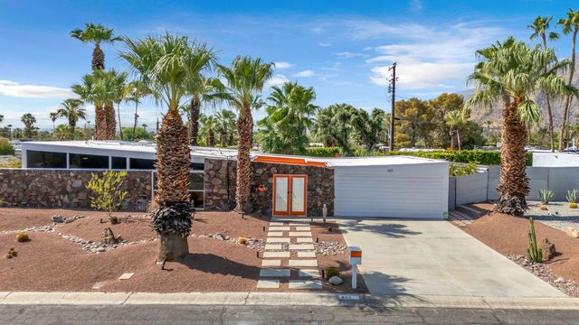 403 E Desert Willow Circle, Palm Springs, CA 92262