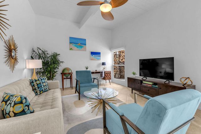 403 E Desert Willow Circle, Palm Springs, CA 92262