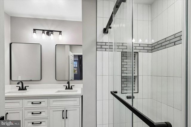 8737 AUTUMN RIDGE CT, Odenton, MD 21113