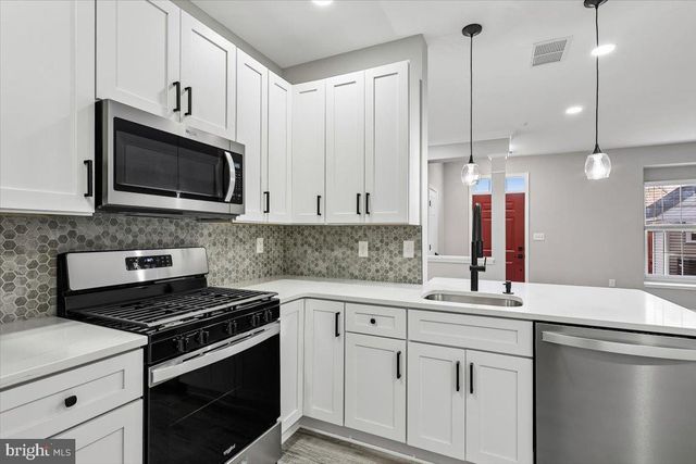 8737 AUTUMN RIDGE CT, Odenton, MD 21113