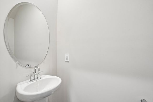 2402 Snohomish St, Lebanon, TN 37087