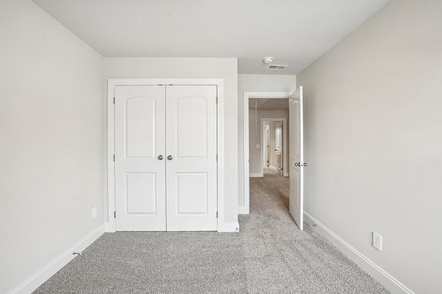 2402 Snohomish St, Lebanon, TN 37087
