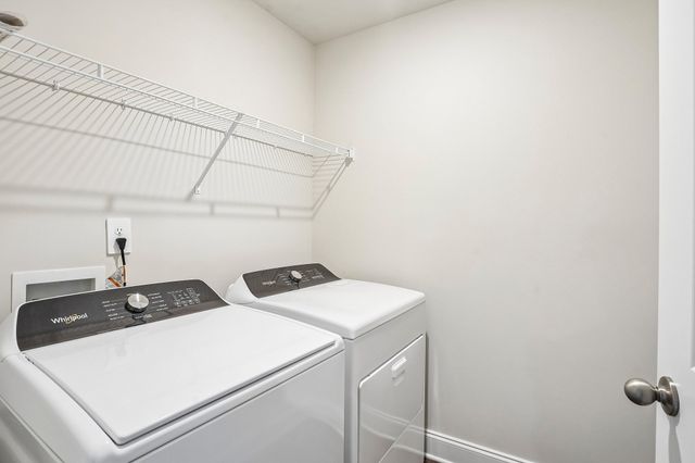2402 Snohomish St, Lebanon, TN 37087