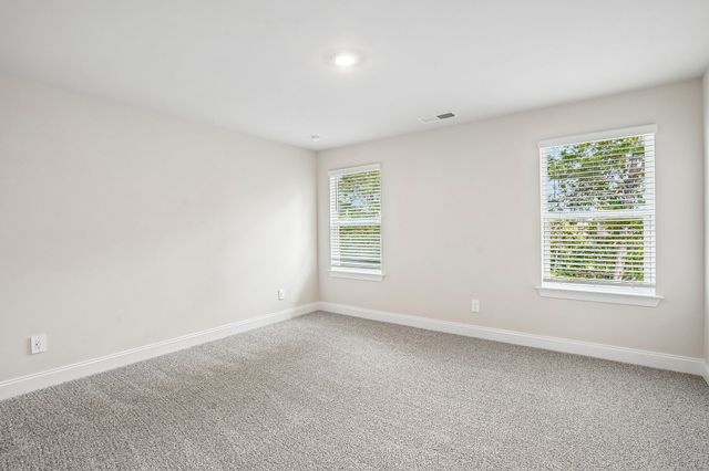 2402 Snohomish St, Lebanon, TN 37087