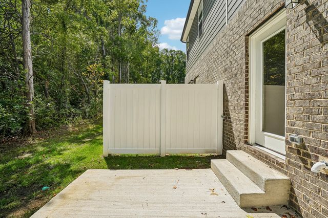 2402 Snohomish St, Lebanon, TN 37087