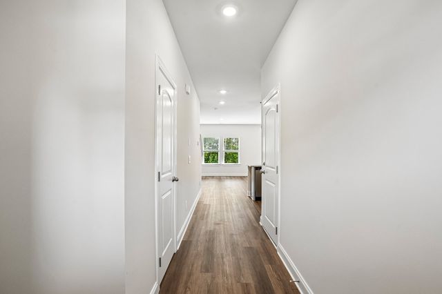 2402 Snohomish St, Lebanon, TN 37087