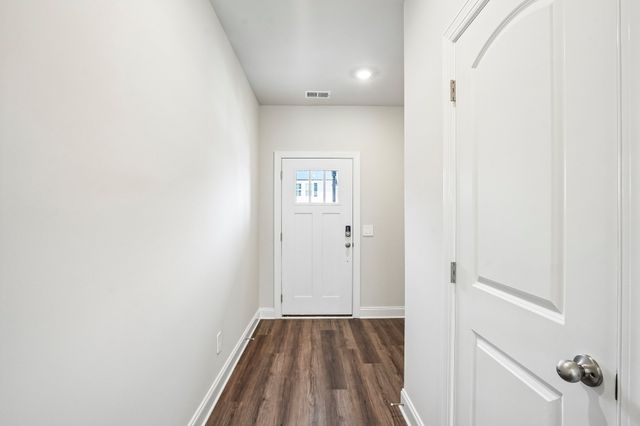 2402 Snohomish St, Lebanon, TN 37087