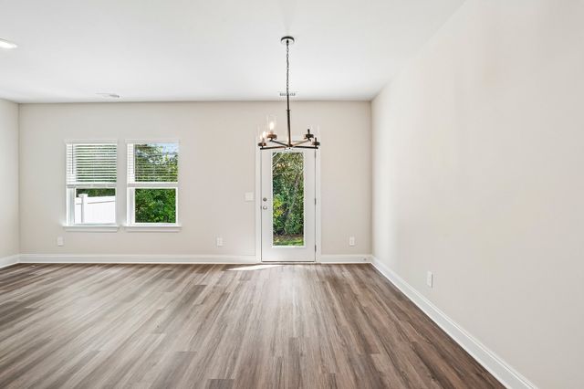 2402 Snohomish St, Lebanon, TN 37087