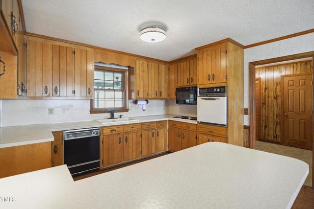 3121 Blue Hill Lane, Durham, NC 27703