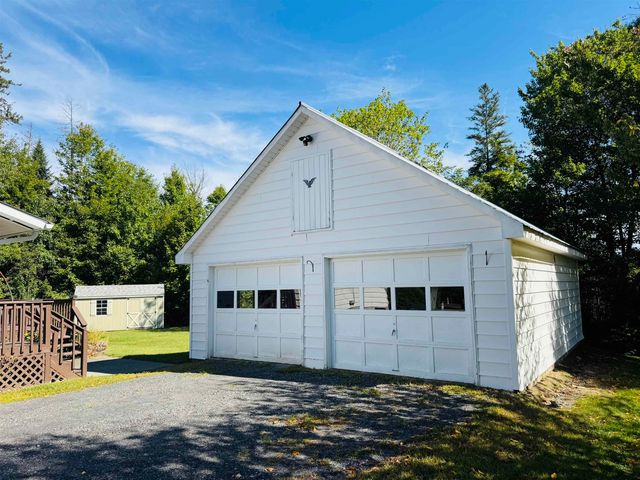 225 Lyndon Heights Drive, Lyndon, VT 05851