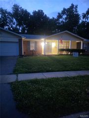 12971 Mayerling Drive, Creve Coeur, MO 63146