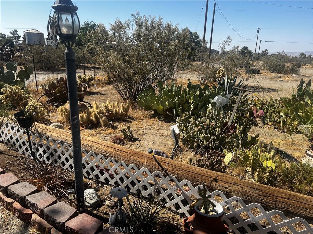 Image 2 of property listing at 3001 MCMILLAN Lane, Phelan, CA 92372