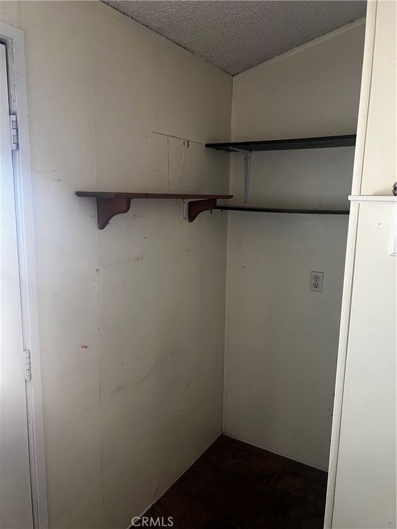 Image 23 of property listing at 3001 MCMILLAN Lane, Phelan, CA 92372