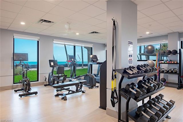 4001 Gulf Shore BLVD N 1100, Naples, FL 34103