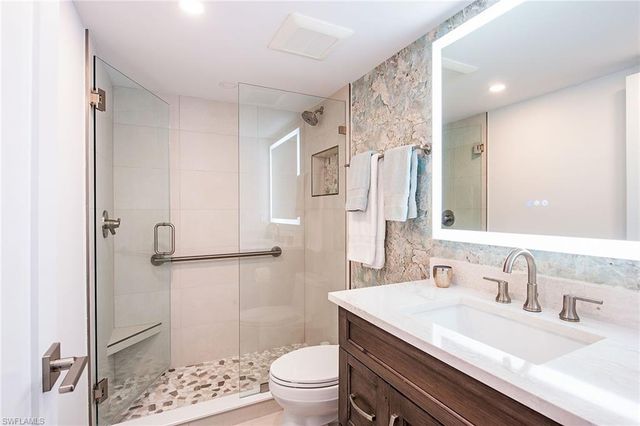 4001 Gulf Shore BLVD N 1100, Naples, FL 34103