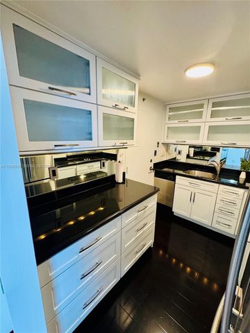 3301 NE 5th Ave 904, Miami, FL 33137