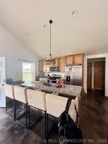 11817 Sandy Acres, Kingston, OK 73439
