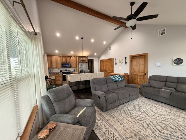 11817 Sandy Acres, Kingston, OK 73439